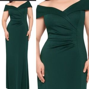 XSCAPE X BY XSCAPE hunter Green plus size Gown offf the shoulder size 22W Dress